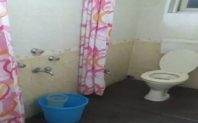 SPOT ON 90870 Karim Ct Guest House - photo 3