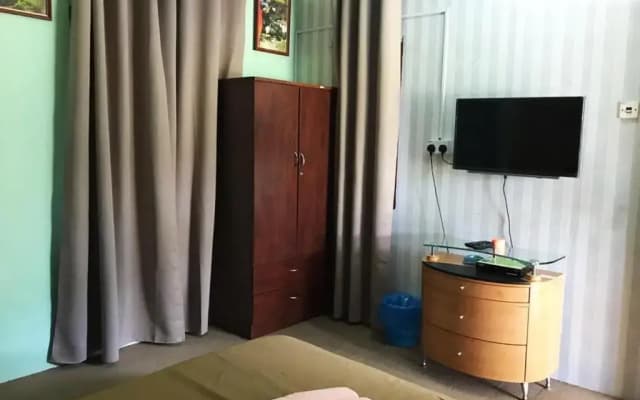 MTFF Farm Stay - photo 3
