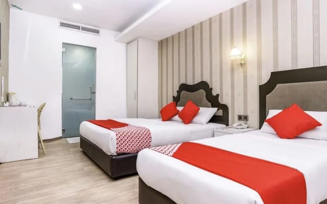 OYO 519 Domus Hotel - photo 4