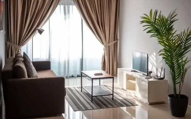 High Floor Suasana Suites 5 in JB City With Wifi - photo 2