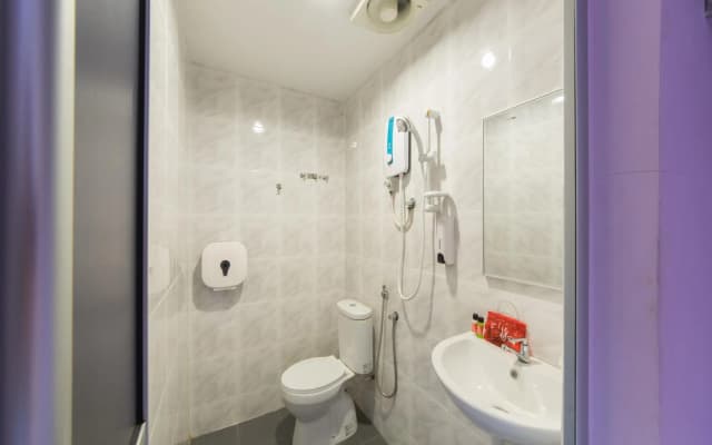 OYO 131 Dejaya Hotel Kota Damansara - photo 5
