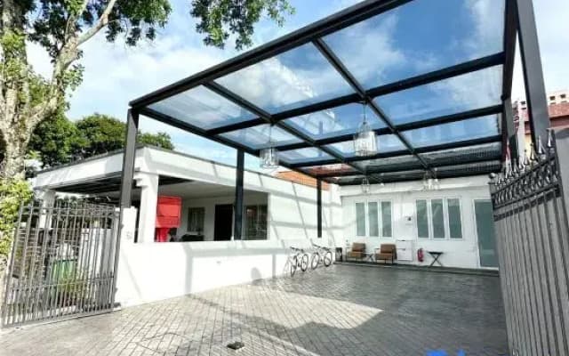 Stylish Cozy Landed Jelutong 3BR 2B 4CP-10poax by 3C - photo 2
