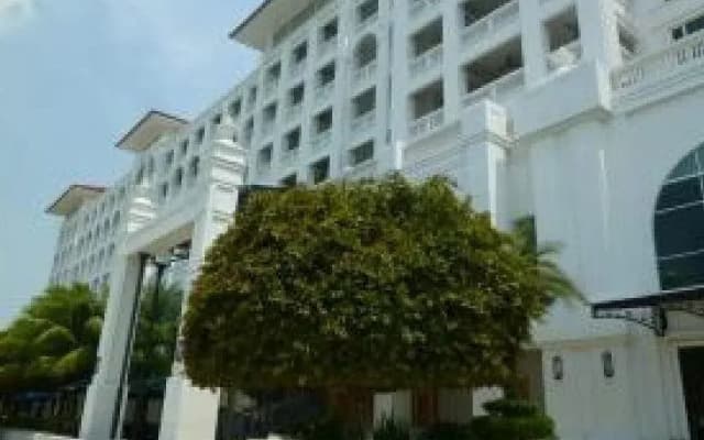 YCs Apartment @ Straits Quay - photo 4