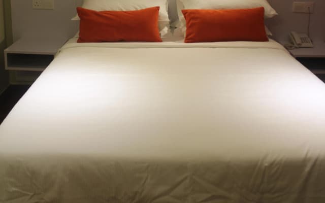 EasyRest Hotel - photo 2