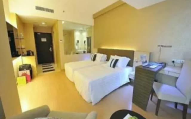 Novotel Kota Kinabalu 1Borneo - photo 4