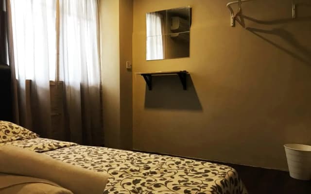 Delta Inn @ Sec. 3 - photo 3