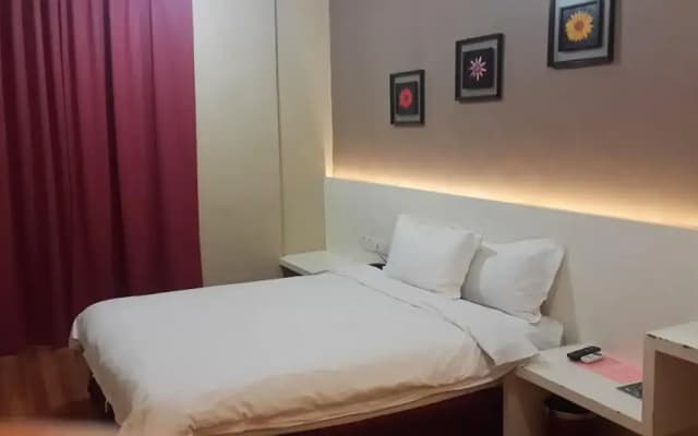 Avida Hotel - photo 4