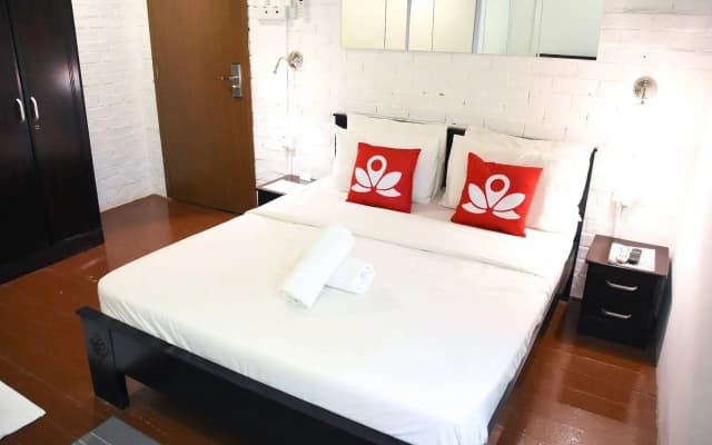 ZEN Rooms Lebuh Campbell - photo 3