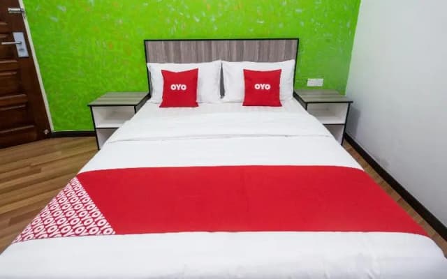 69 Room 4 Stay by OYO Rooms - photo 2