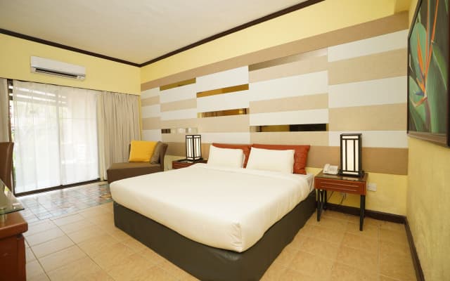 Holiday Villa Beach Resort & Spa Cherating - photo 4