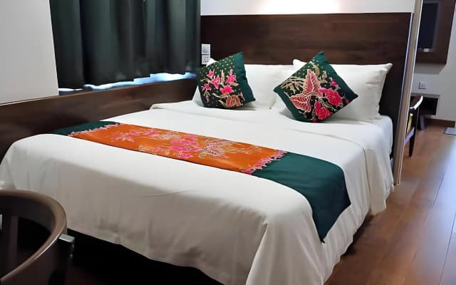 Serapi Hotel - photo 3