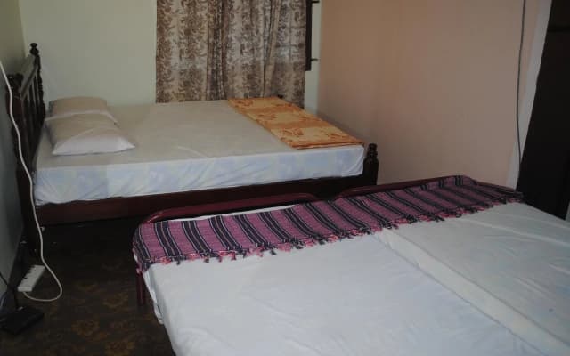Raymonds Boutique Home - photo 4