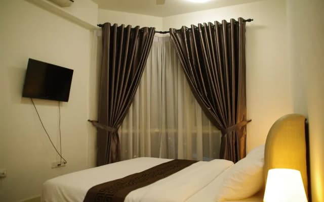 The Afiniti City View Apartment - photo 5