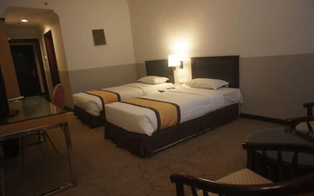 Tyng Garden Hotel Sandakan - photo 5