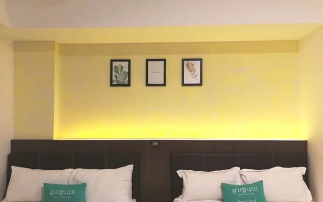 Jio Suites Aeropod Sunshine Quadruple - photo 5