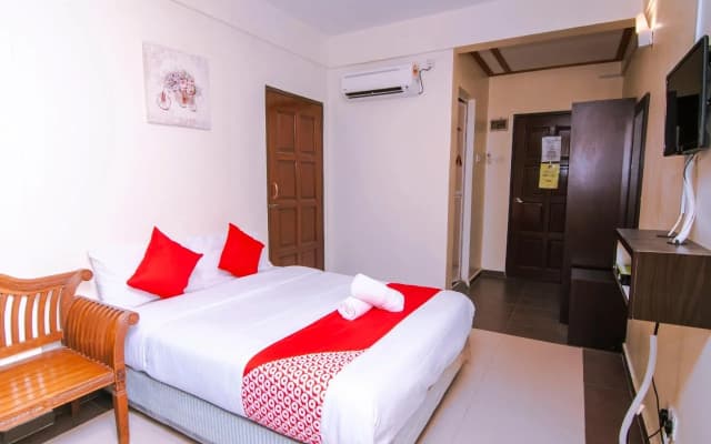 Nawawi's Cottage by OYO Rooms - photo 3