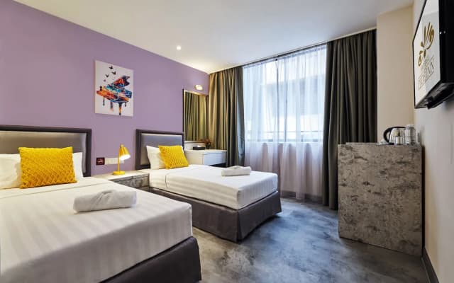 PJ De Inn - photo 3