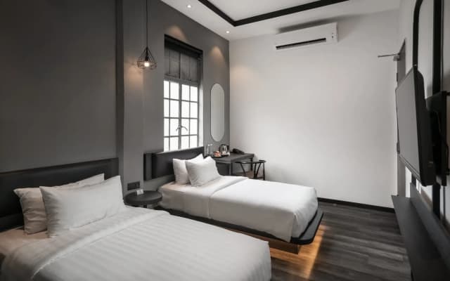 Modern Hotel Georgetown - photo 5