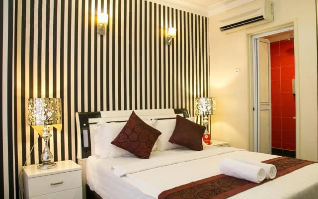 OYO 165 Hotel De Art 1 - photo 3
