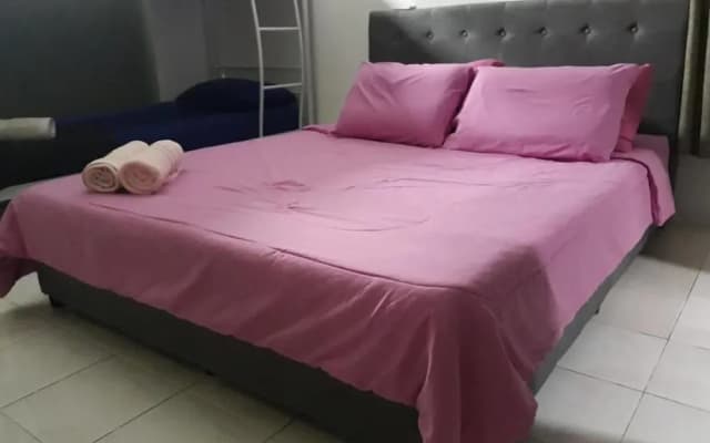 MODEST Studio Apartment - photo 2