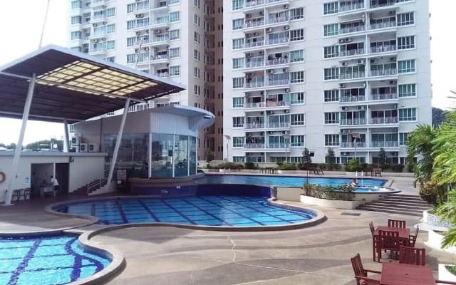 One Borneo Condominium by Josie - photo 5
