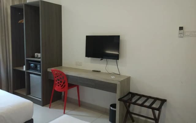 Hotel Alpha - photo 4