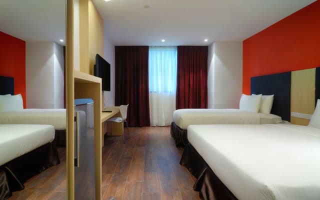 The Klagan Riverson Hotel & Residence - photo 5
