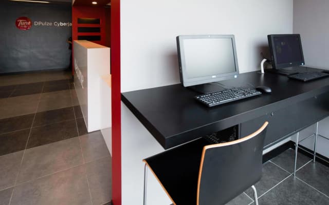 FOX Lite DPulze Cyberjaya - photo 3