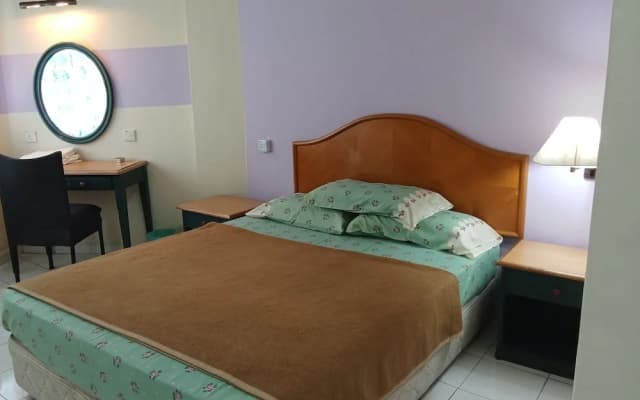 Seri Bulan Condominium - photo 3