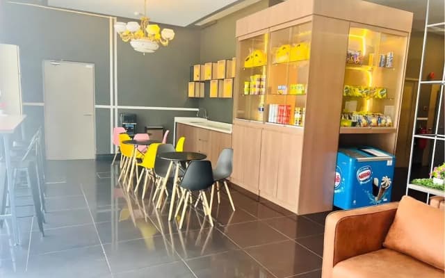 Smile Hotel Klang Bukit Tinggi - photo 3