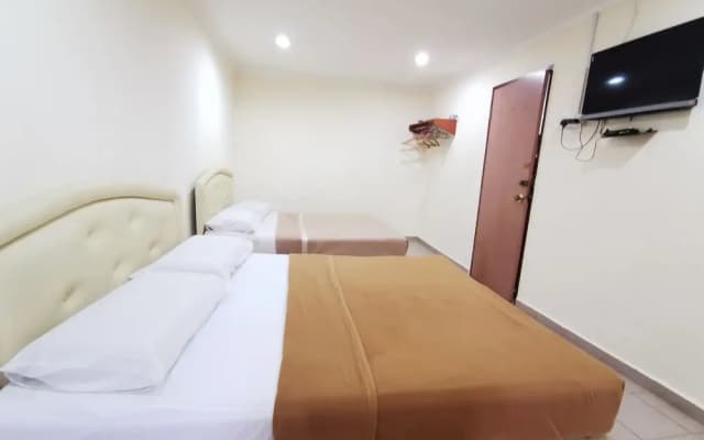 OYO 89817 Hotel Sura - photo 5