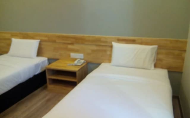 Hotel Suria 18 - photo 4