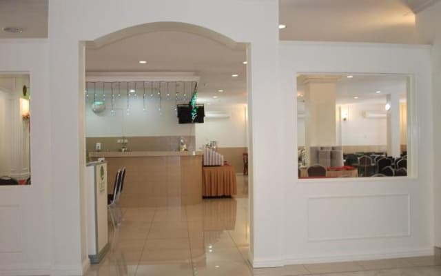 Akar Beach Resort - photo 3