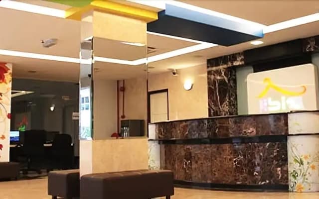 Ibiz Hotel - photo 2