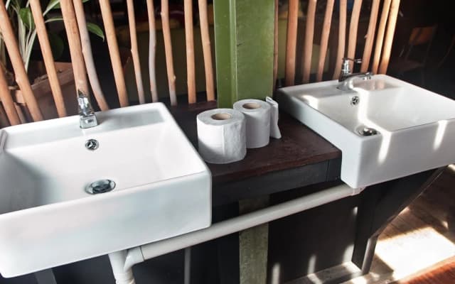 The Radioman Heritage Hostel - photo 2