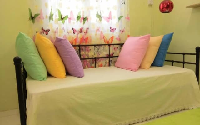 2 BR Medina Dollar Landed Homestay Cheras MRT Link - photo 5
