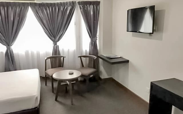 Hotel MyAngkasa Akademi & Resort - photo 5