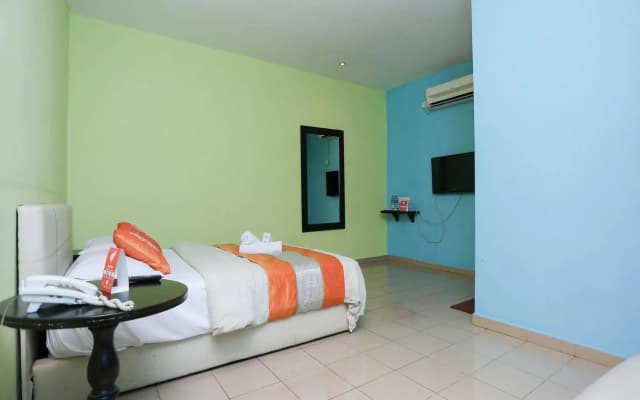 OYO Rooms Jalan Danga Sutera - photo 4