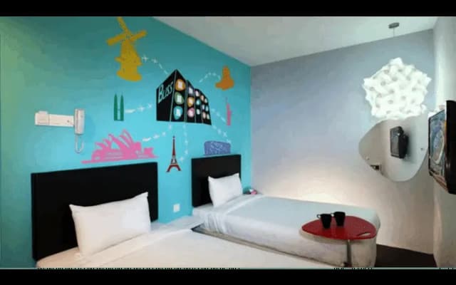 Hotel Zamburger Bliss - photo 5