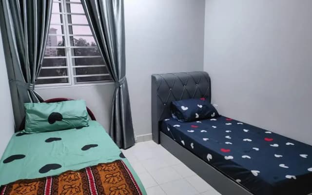Homestay Putrajaya (Zurinn's Homestay) - photo 5