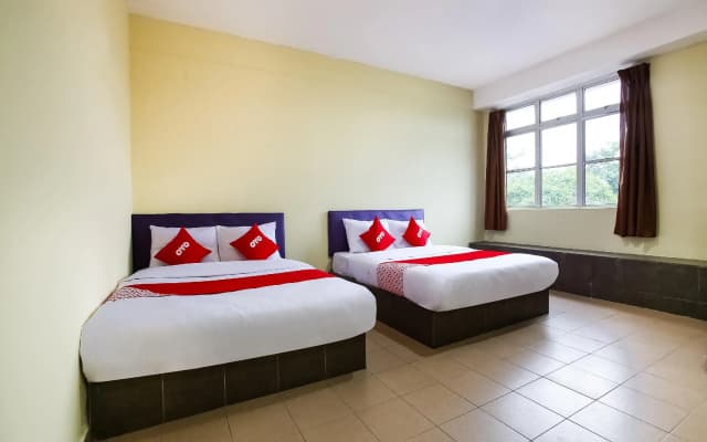 OYO 89585 Hotel Happy Inn - photo 5