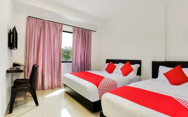 Super OYO 89495 Rich Hotel - photo 4