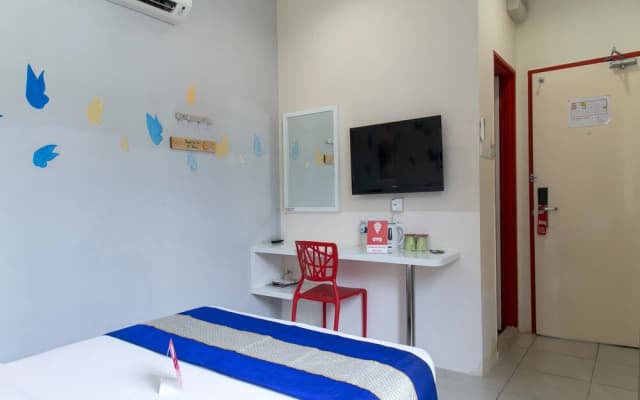 OYO 224 Hotel Strawberry Fields - photo 3