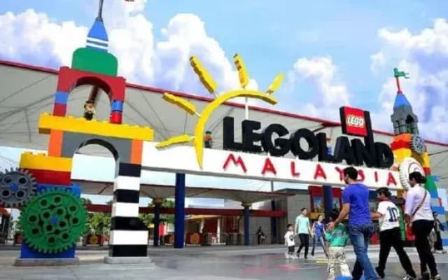 Legoland Fun- Hostahome Suites at D'Pristine Residence - photo 3