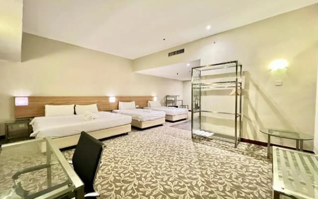 Kingston Hotel 10 at Bukit Jalil - photo 3
