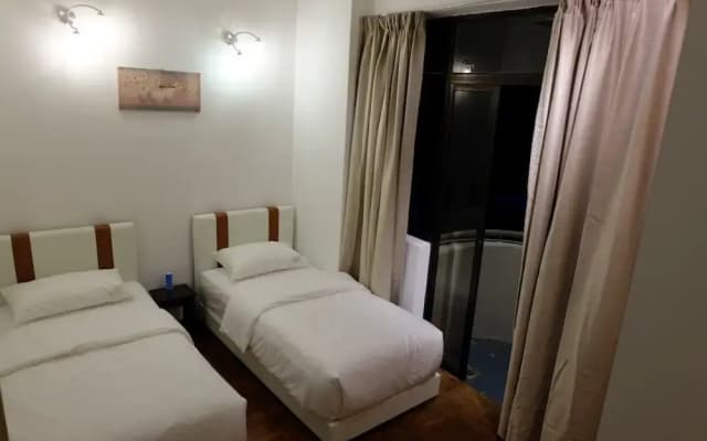 Seaview Condominium - photo 2