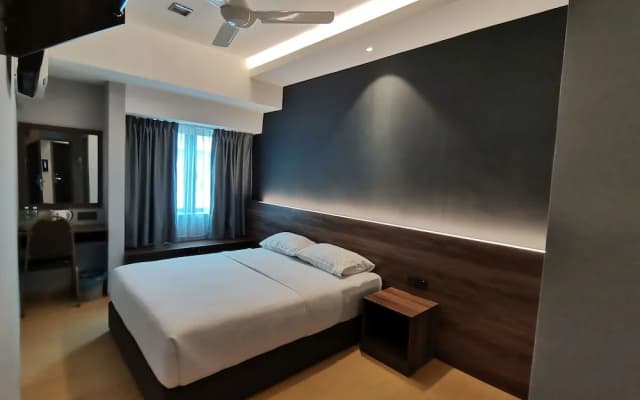 OYO 89443 Lumut Hotel - photo 3