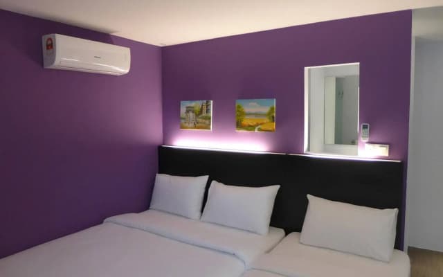 Eiffel Hotel Kelana Jaya - photo 4