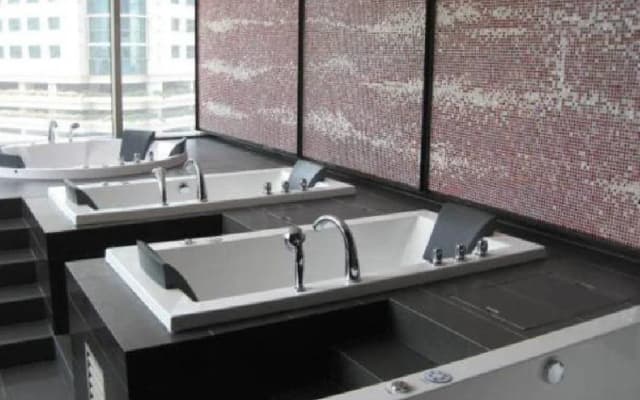Pavilion Apartments - photo 5