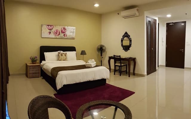 EUZMO Residences @ Trefoil Setia Alam - photo 4